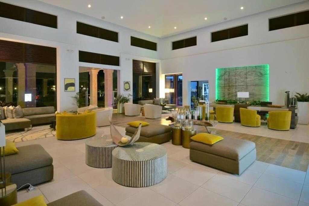 Luxurious 3 Bedroom House In Gold Coast Palm Beach Kültér fotó